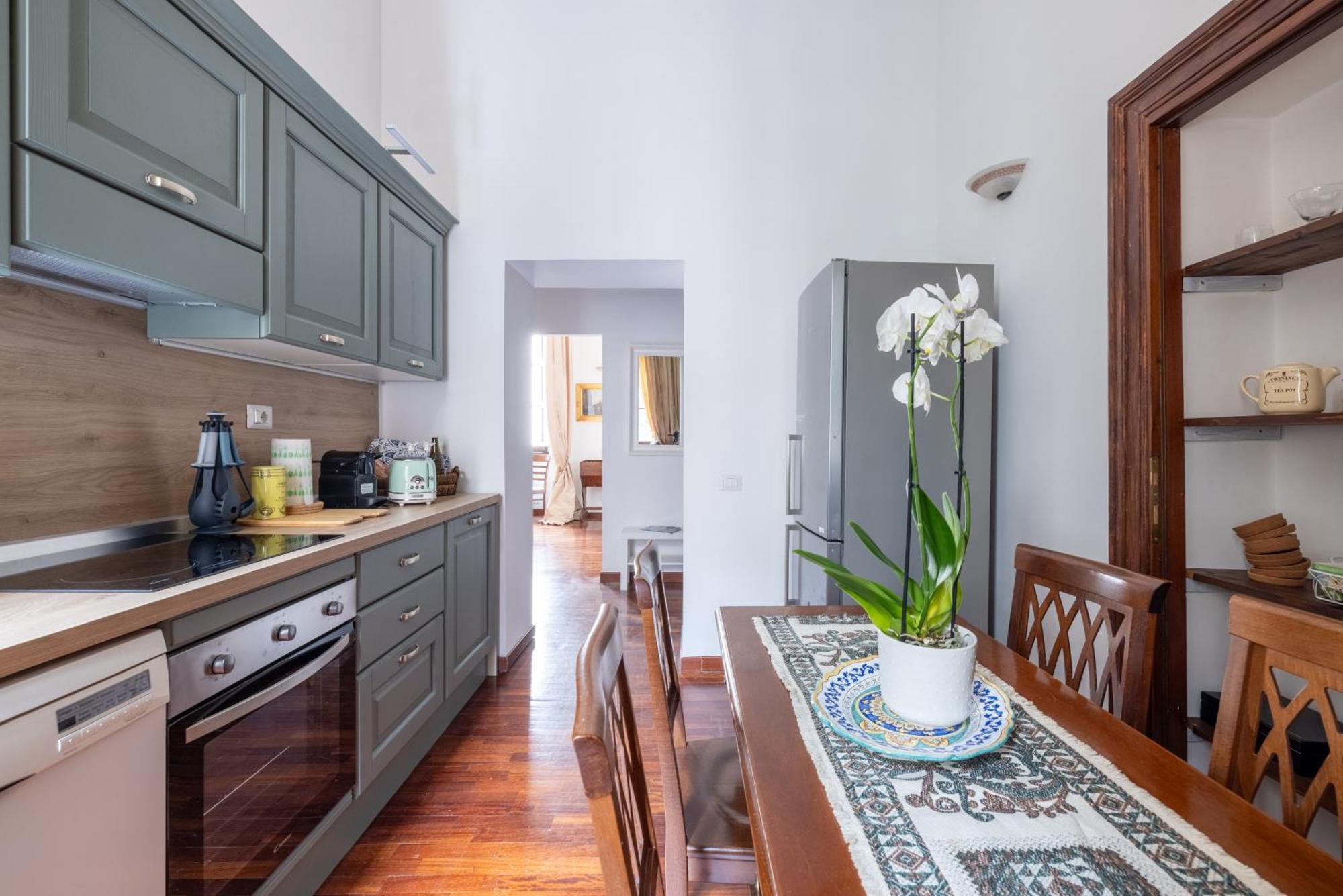 Luxury Apartment In The Heart Of Rome - Near Metro A And B Εξωτερικό φωτογραφία